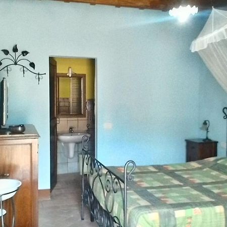 Casale Poggio Colpiccione Lejlighed Passignano sul Trasimeno Eksteriør billede