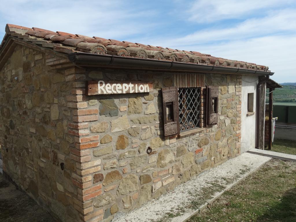 Casale Poggio Colpiccione Lejlighed Passignano sul Trasimeno Eksteriør billede