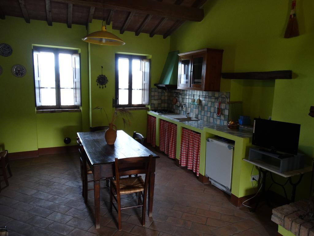 Casale Poggio Colpiccione Lejlighed Passignano sul Trasimeno Eksteriør billede