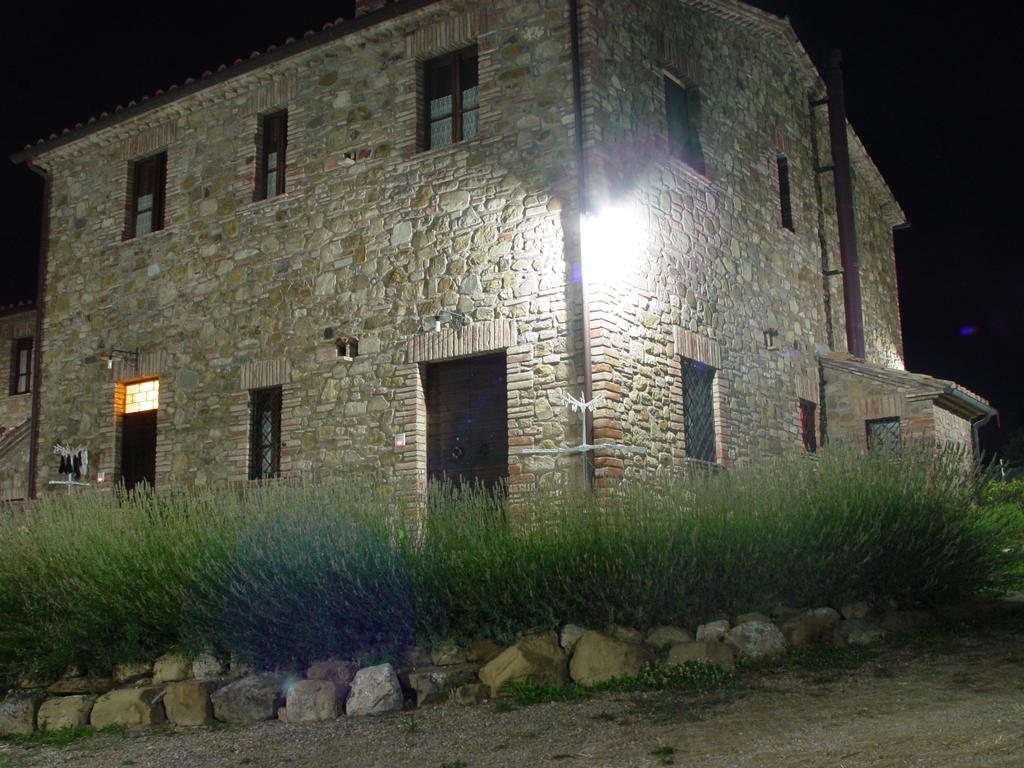 Casale Poggio Colpiccione Lejlighed Passignano sul Trasimeno Eksteriør billede