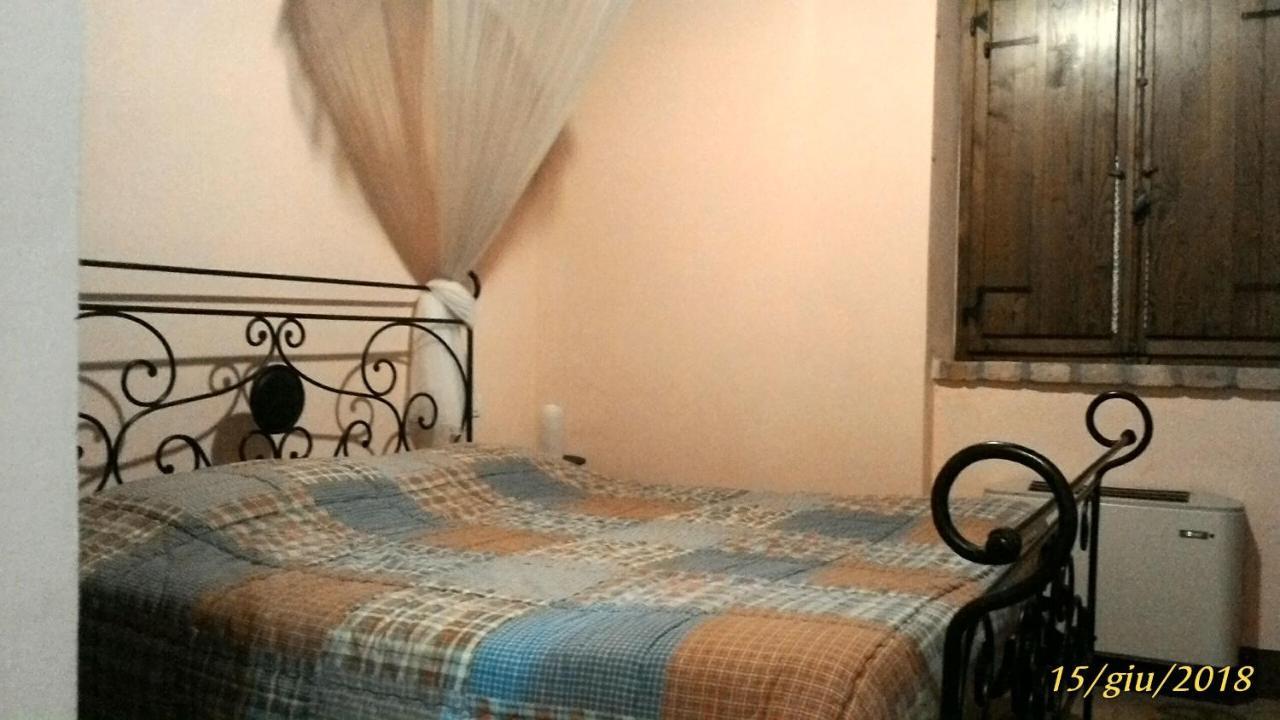 Casale Poggio Colpiccione Lejlighed Passignano sul Trasimeno Eksteriør billede
